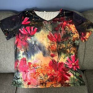 Women’s XL floral shirt